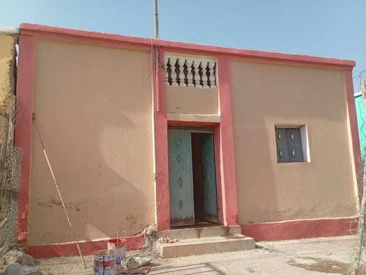 Maison F3 avec studio indépendant à PK13, secteur calme