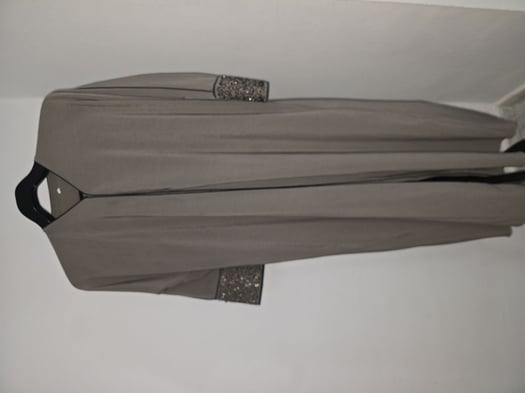 Abaya élégante taille 56 en belle matière