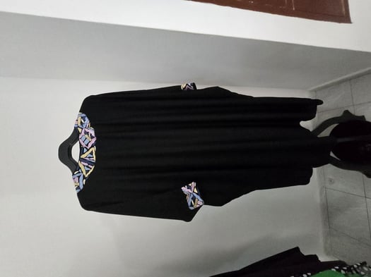 Abaya femme grande taille 56 élégante et confortable