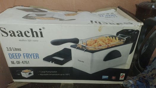 Friteuse neuve jamais utilisée disponible
