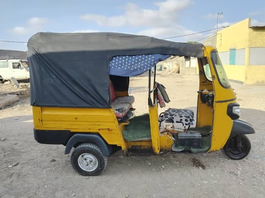 Bajaj 2023 en bon état