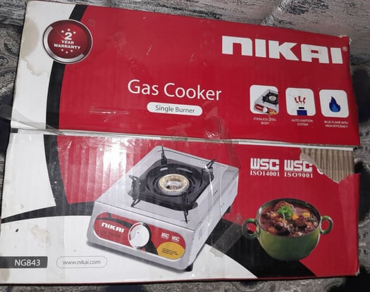 Cuisinière à gaz Nikai puissante et élégante