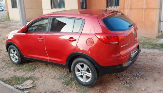 Kia Sportage 2015 manuelle tout option climatisation excellente