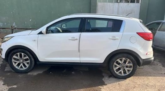 Kia Sportage diesel automatique blanche