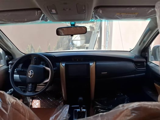 Toyota Fortuner 2024-2025 diesel, boîte automatique, neuve