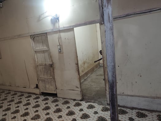Maison F4 de 120 m² à Cité Charaf