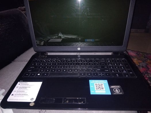 Laptop HP neuf, utilisé 2 mois, excellent état