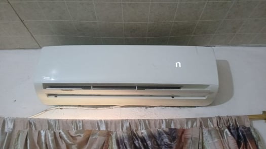 Climatiseur Midea 2,5 CV en bon état