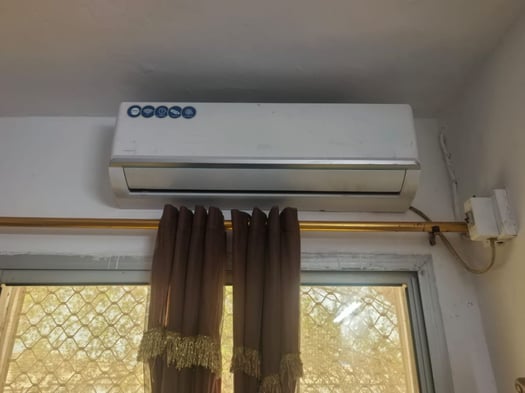 Climatiseur split inverter Limag 24 000 BTU en excellent état
