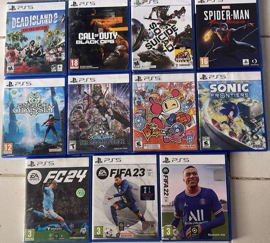 Jeux d\'action PlayStation 5 variés