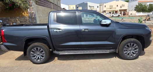 LOCATION DE PICK-UP: L200 Sportero 2025, Isuzu d-max, Peugeot