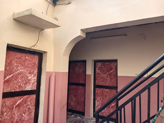 Maison spacieuse 4 chambres avec terrasse à Cite Gaagar calme