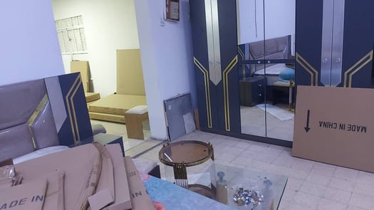 Chambre à coucher complète quasi neuve avec lit et armoire