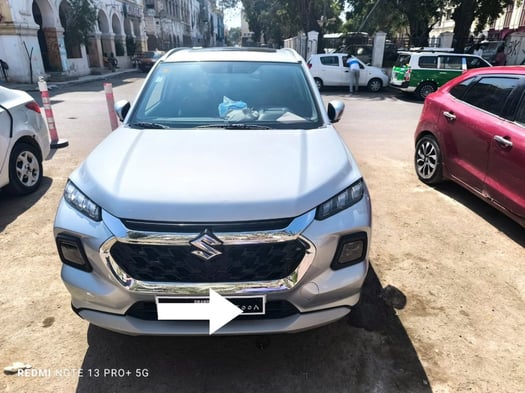 Suzuki Grand Vitara Hybrid GLX 2023, tout équipé