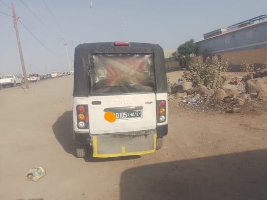 Tata Magic 105 en excellent état, quasi-neuve