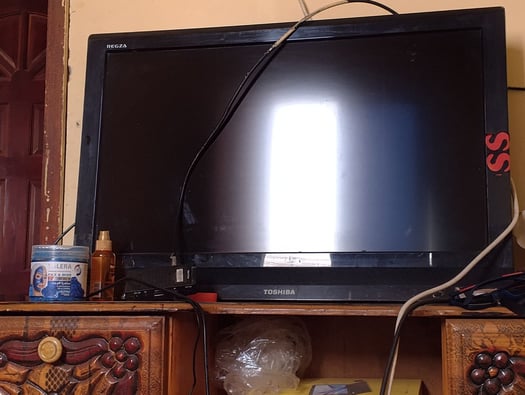 Écran plat haute définition en bon état