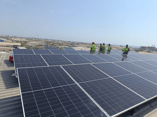 Installation solaire clé en main avec équipements RestarSolar, Longi, Deye
