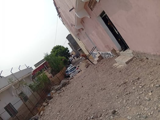 2 maisons de 180 m² et local commercial à Hodan 1