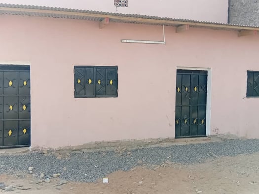 2 maisons de 180 m² et local commercial à Hodan 1