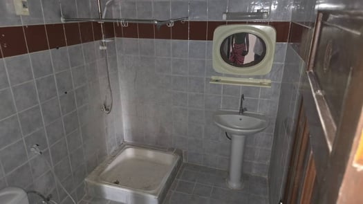 Appartements F3 et F4 meublés avec climatisation à Gabode 5
