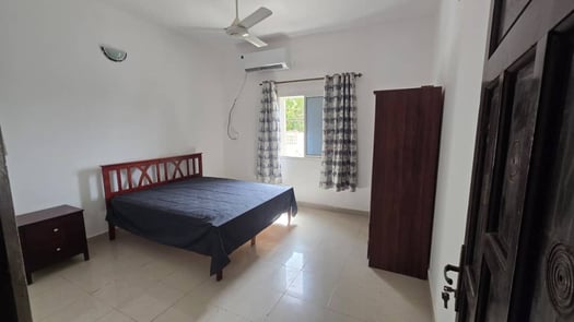 Appartements F3 et F4 meublés avec climatisation à Gabode 5