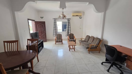 Appartements F3 et F4 meublés avec climatisation à Gabode 5