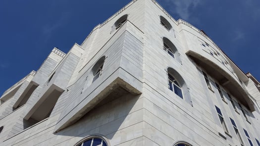 Bureaux 1 à 3 pièces avec ascenseur au centre-ville Q1