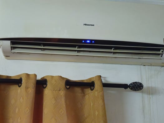 Climatiseur Split Hisense 2,5 CV en très bon état