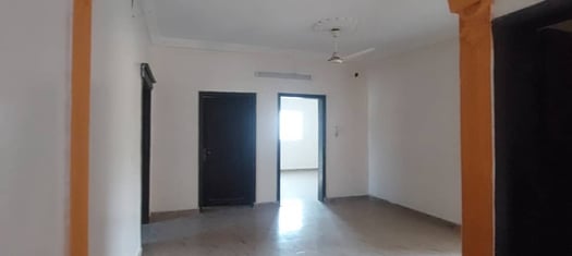 Maison F3 avec séjour et 2 toilettes à Hodan 2