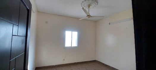 Maison F3 avec séjour et 2 toilettes à Hodan 2