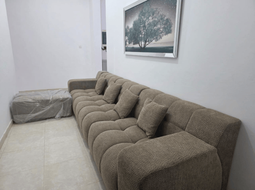Salon neuf confortable en excellent état