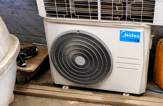 Climatiseur MIDEA Inverter 2,5 CV en très bon état