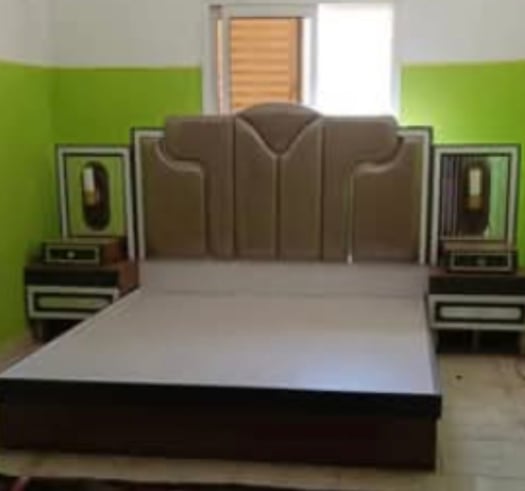 Ensemble meuble chambre à coucher en bon état