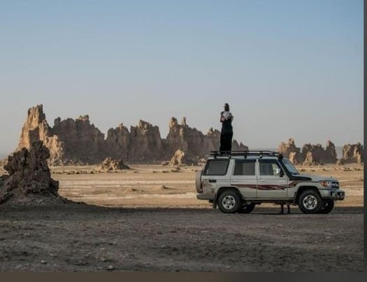 Chauffeur et guide touristique professionnel bilingue français-anglais