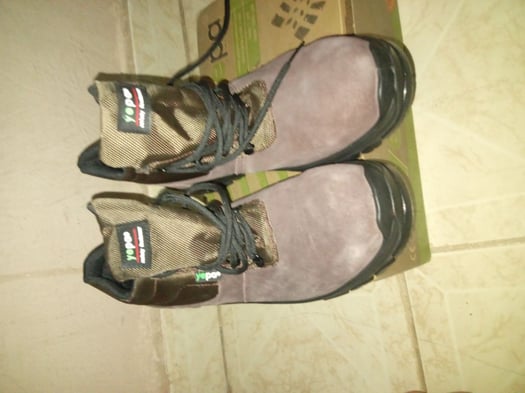 Chaussures de l\'électricité numéro 44