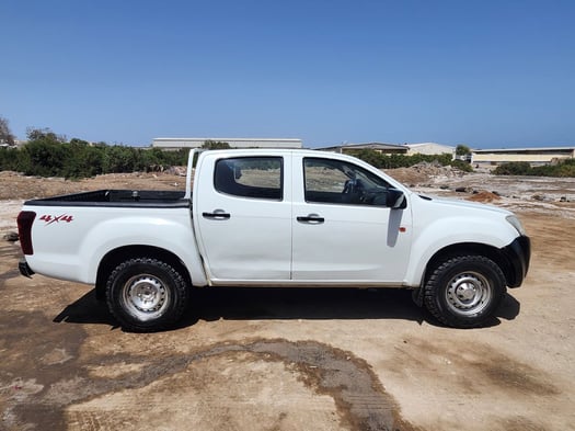 Isuzu D-Max 2016 diesel en très bon état