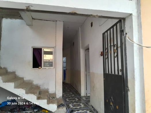 Maison 3 étages avec titre foncier à Hodan 4