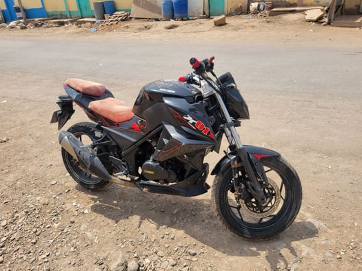 Moto Jincheng 200cc en bon état