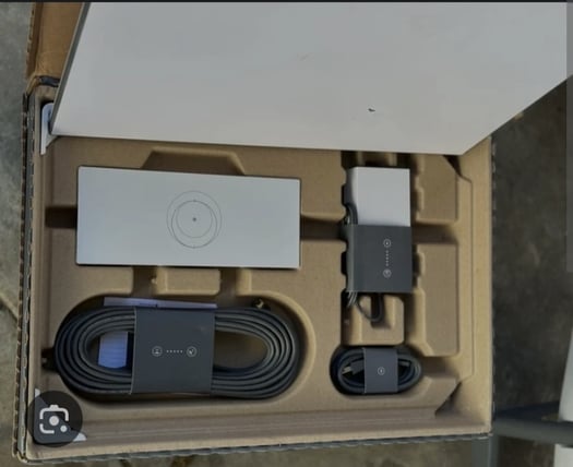 Starlink neuf avec connexion internet par satellite