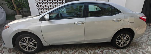 Toyota Corolla 2016 essence automatique climatisation fonctionnelle