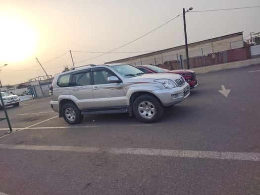 Toyota Land Cruiser Prado diesel en bon état