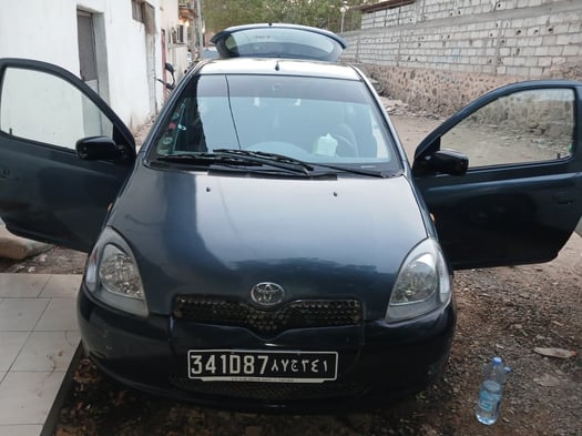 Toyota Yaris 2003 diesel, transmission manuelle, bon état