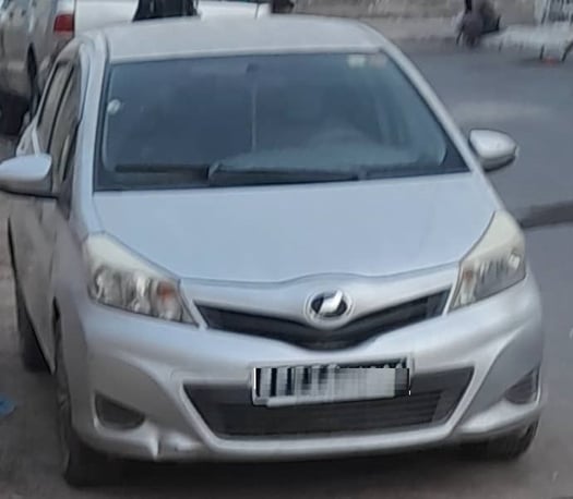 Toyota Vitz 2013, climatisation, très bon état