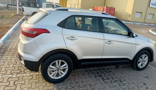 Hyundai Creta 2017 essence boîte automatique gris