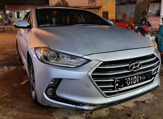 Hyundai Avante 2018 diesel boîte automatique climatisation