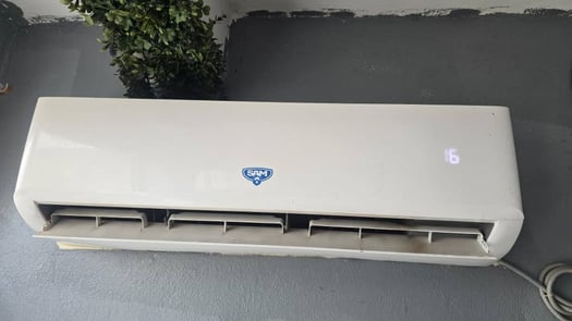 Lot de meubles et électroménager pour maison
