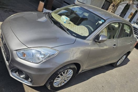 Suzuki Dzire 2024 automatique full option en excellent état