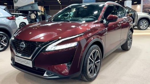 Nissan Qashqai 2025 SUV compact, comme neuf, cuir et LED