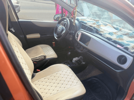 Toyota Vitz 2016, essence, boîte automatique
