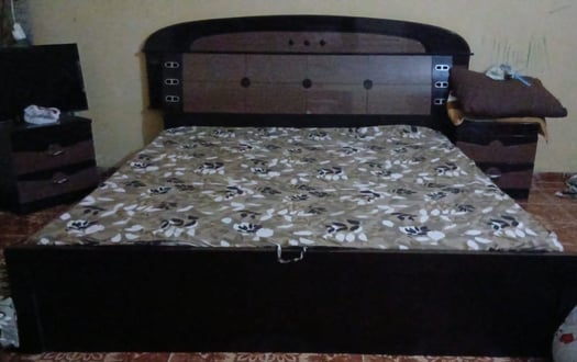 Ensemble de meubles d\'occasion complet